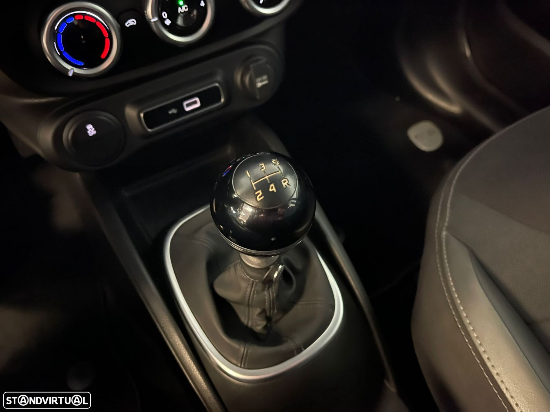 Fiat 500L 1.3 MJ City Cross - 26