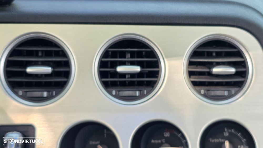 Alfa Romeo Spider 2.4 JTDm - 34