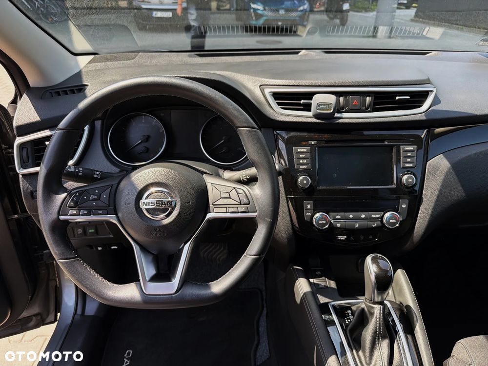 Nissan Qashqai 1.3 DIG-T N-Connecta DCT - 15