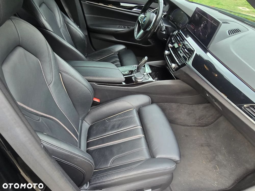 BMW Seria 5 520d M Sport sport - 16