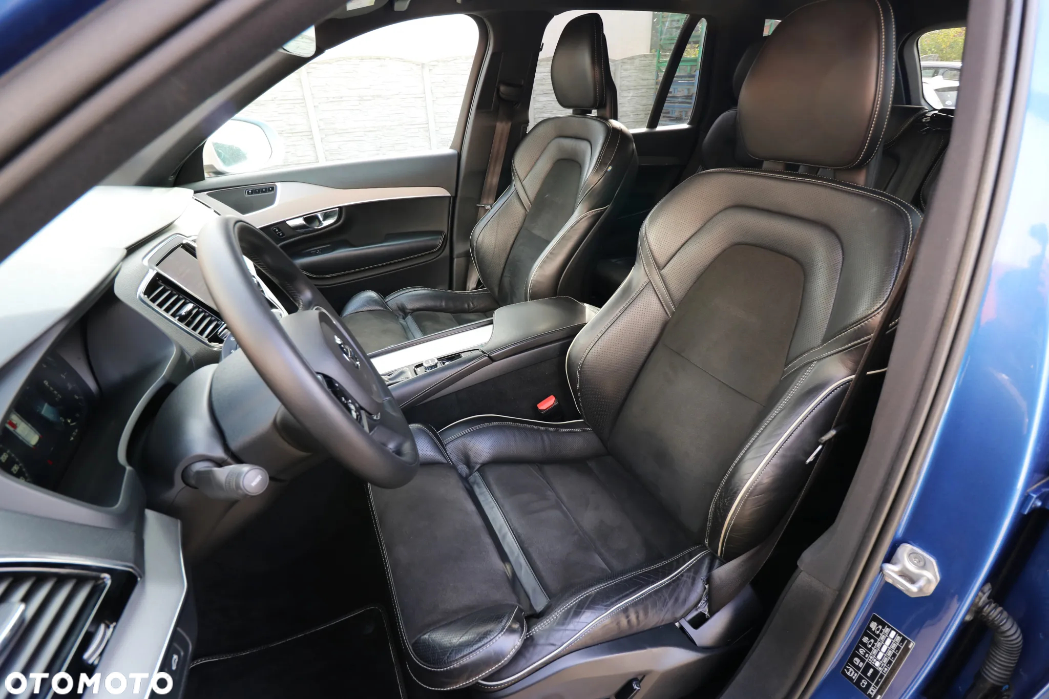 Volvo XC 90 D5 AWD Geartronic RDesign - 20