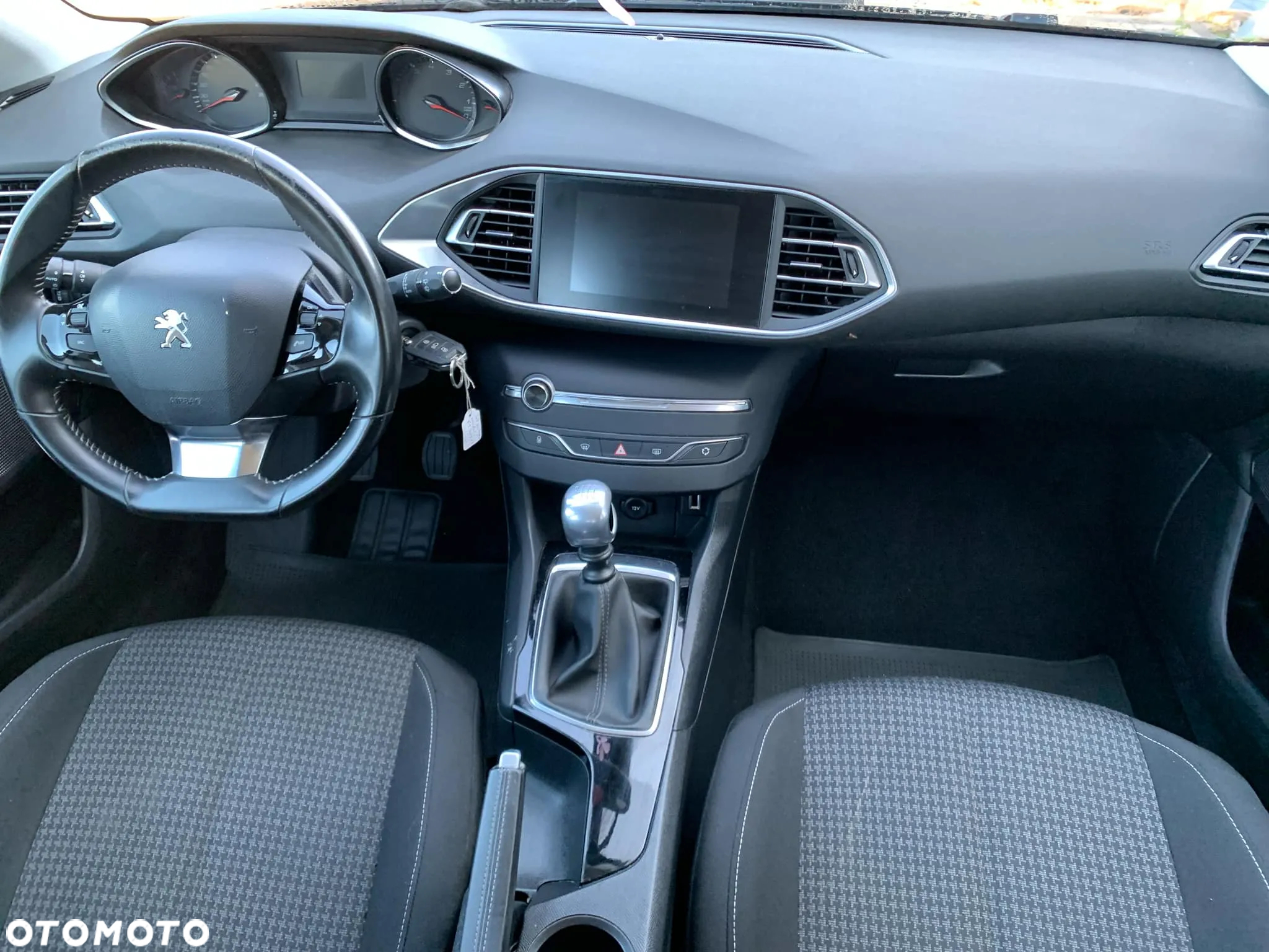 Peugeot 308 1.2 PureTech Active S&S - 15