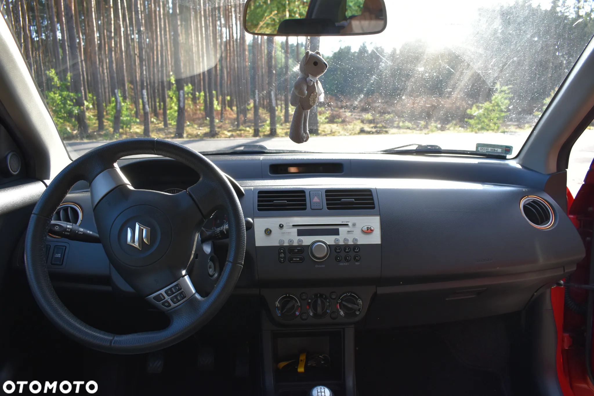 Suzuki Swift - 11