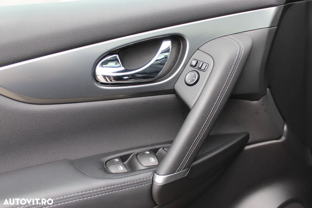 Nissan Qashqai 1.3 DIG-T MHEV Tekna - 19