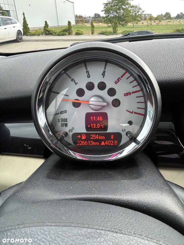 MINI Clubman Cooper D - 10