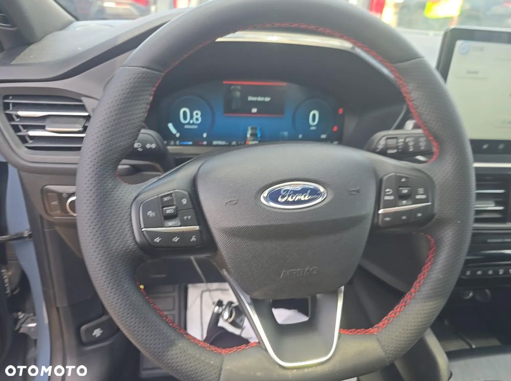 Ford Escape 2.0 EcoBoost AWD Titanium - 11