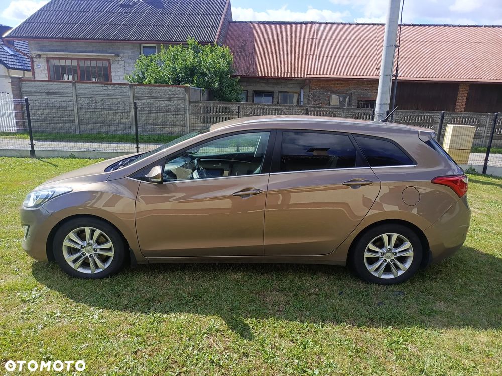 Hyundai i30 1.6 GDI DCT Premium - 9
