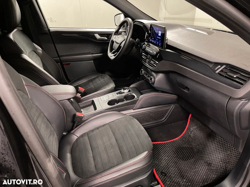 Ford Kuga 2.5 Duratec PHEV ST-LINE - 10