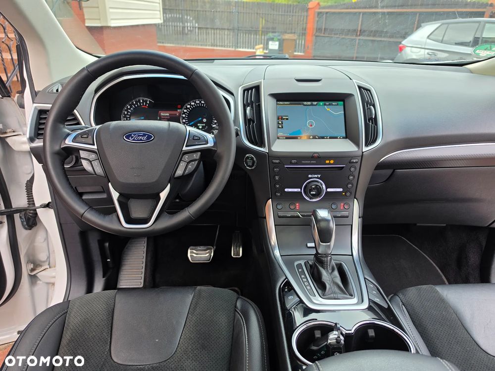 Ford Edge 2016