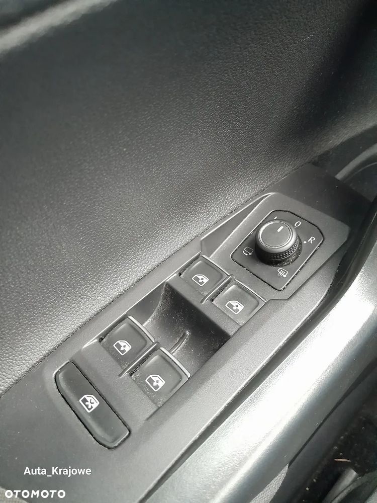 Volkswagen Taigo 1.5 TSI ACT Style DSG - 25