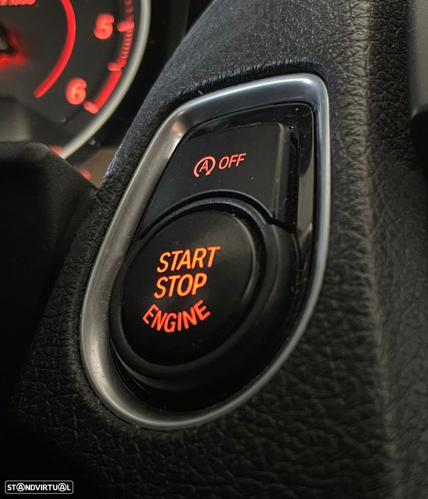 BMW 116 d Sport Line - 32