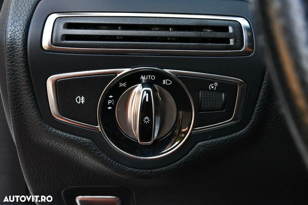 Mercedes-Benz C 250 (BlueTEC) d 4Matic 7G-TRONIC AMG Line - 10