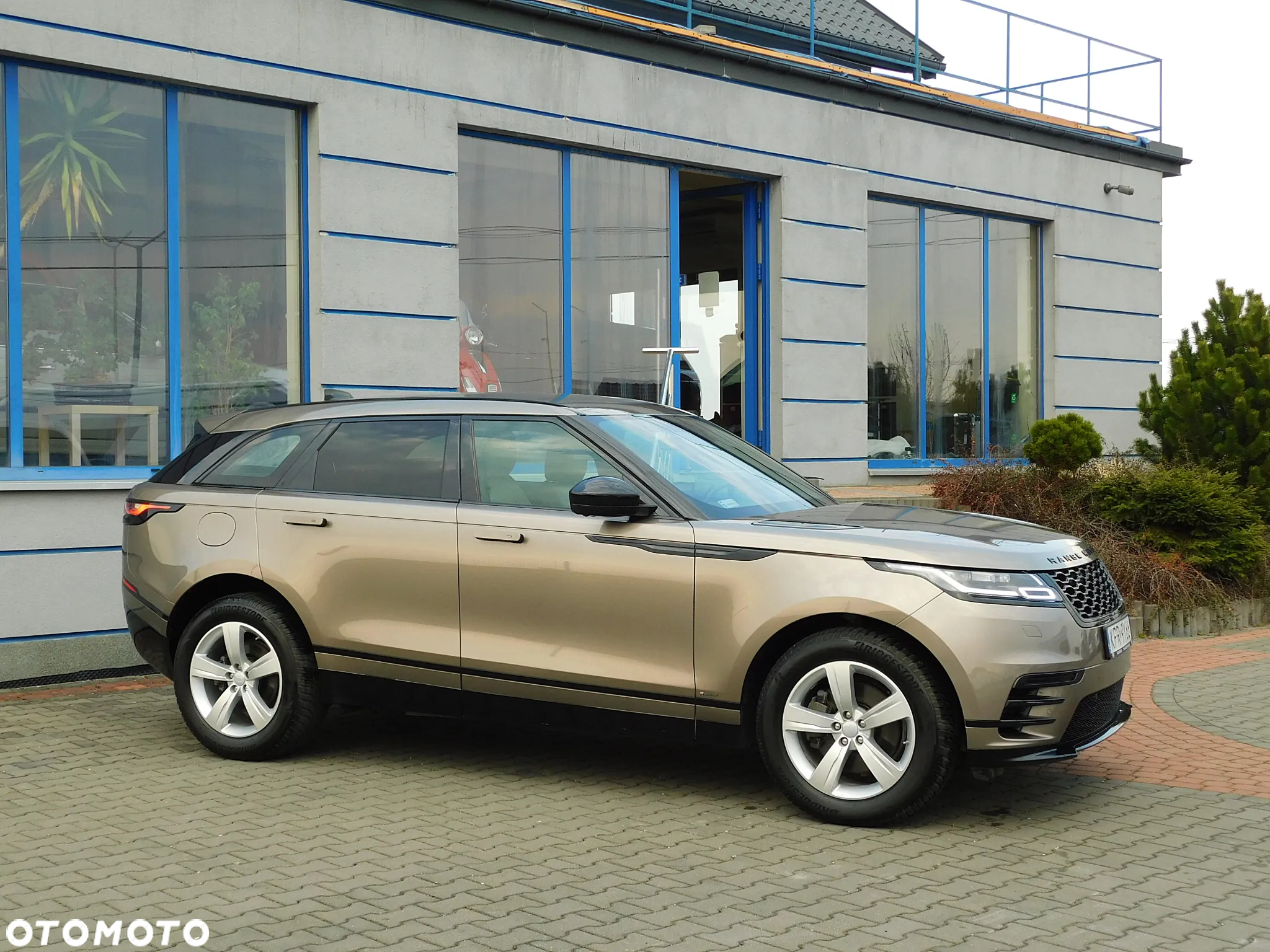 Land Rover Range Rover Velar 3.0 SD6 R-Dynamic - 2