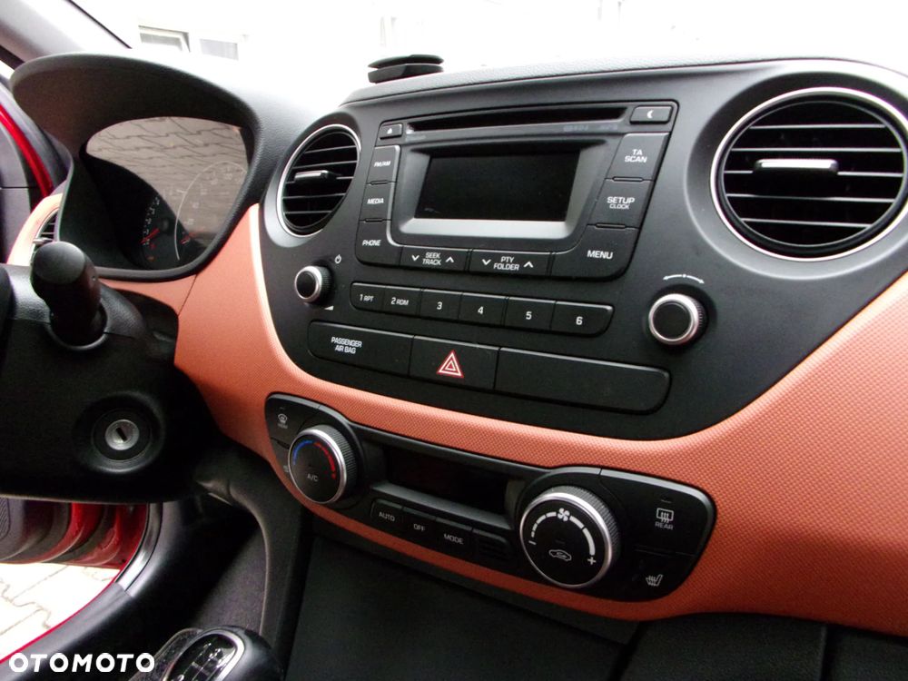 Hyundai i10 1.2 Premium - 17