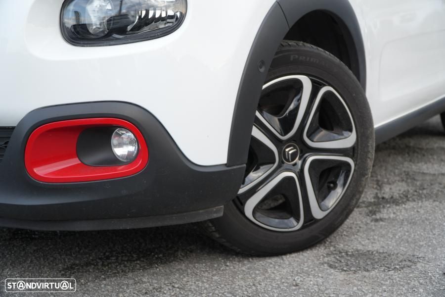 Citroën C3 1.2 PureTech Shine - 3
