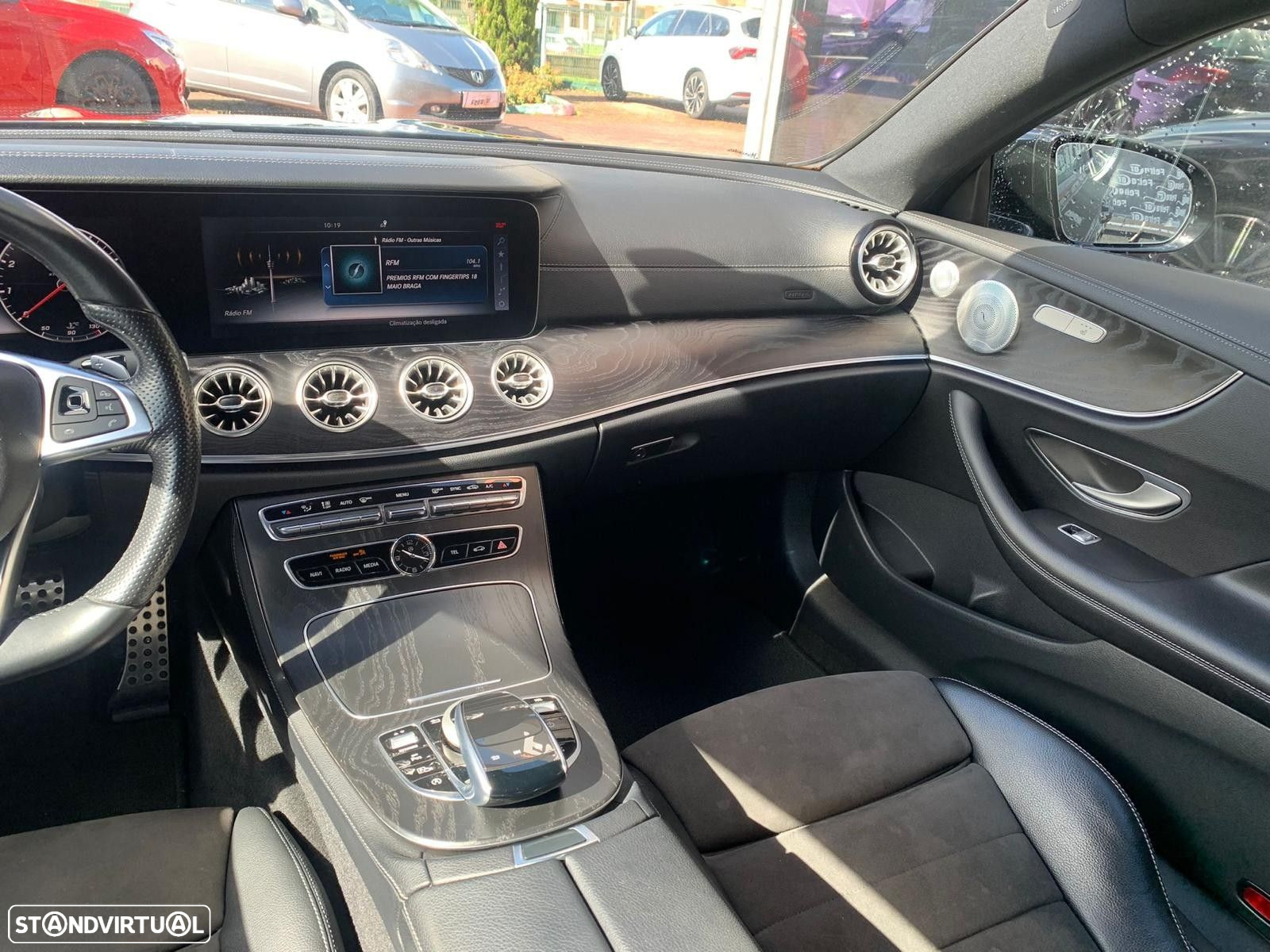 Mercedes-Benz E 300 AMG Line - 7
