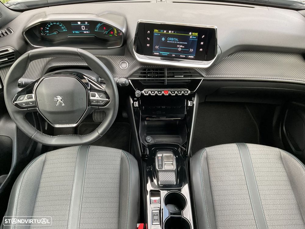 Peugeot e-2008 50 kWh Allure - 25