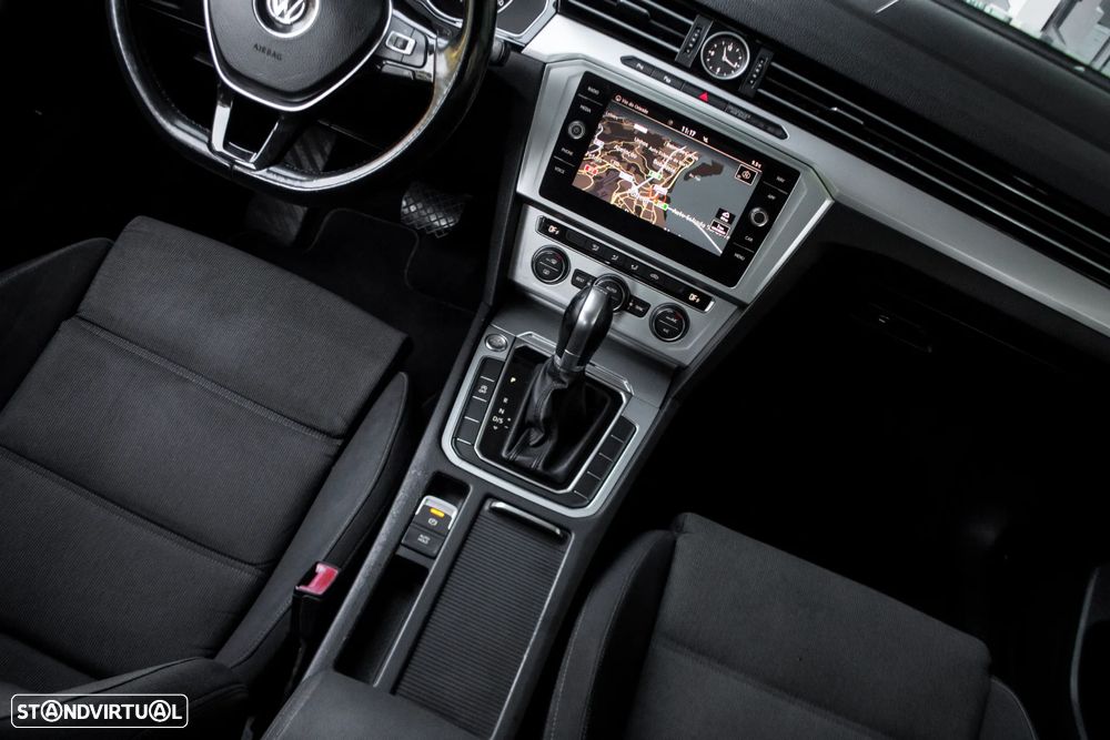 VW Passat Variant 1.6 TDI (BlueMotion ) DSG Comfortline - 35