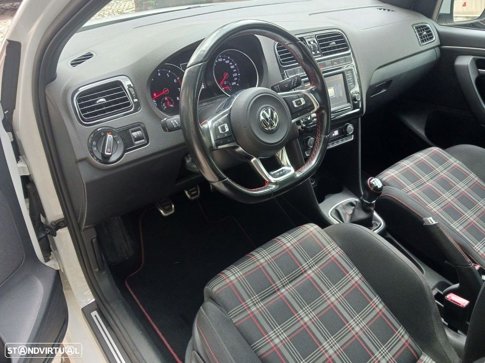 VW Polo 1.8 TSi GTi - 27