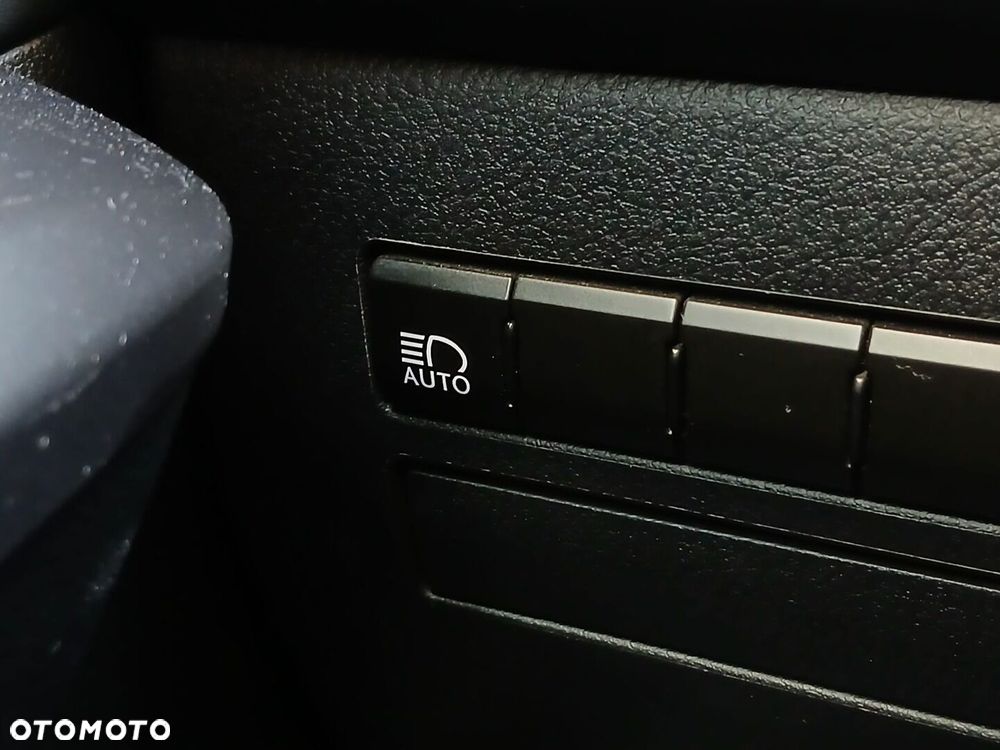 Lexus NX 300h Business Edition AWD - 38
