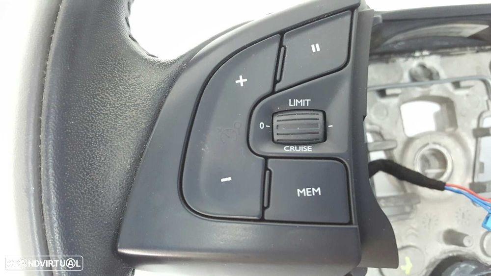 VOLANTE CITROEN C4 CACTUS SHINE - 9