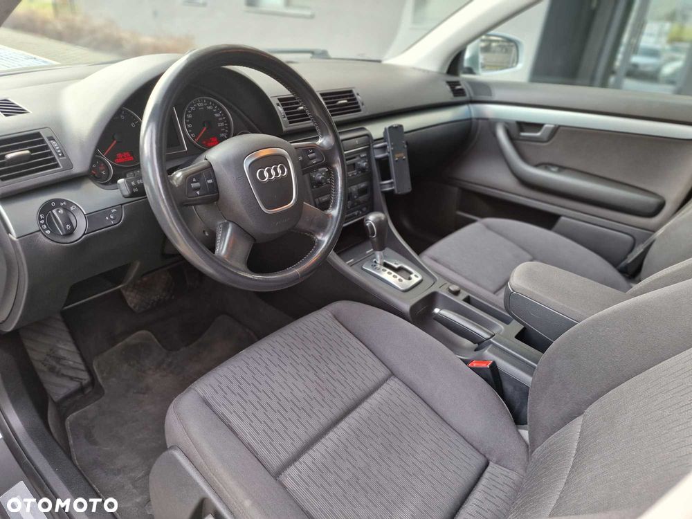 Audi A4 Avant - 5