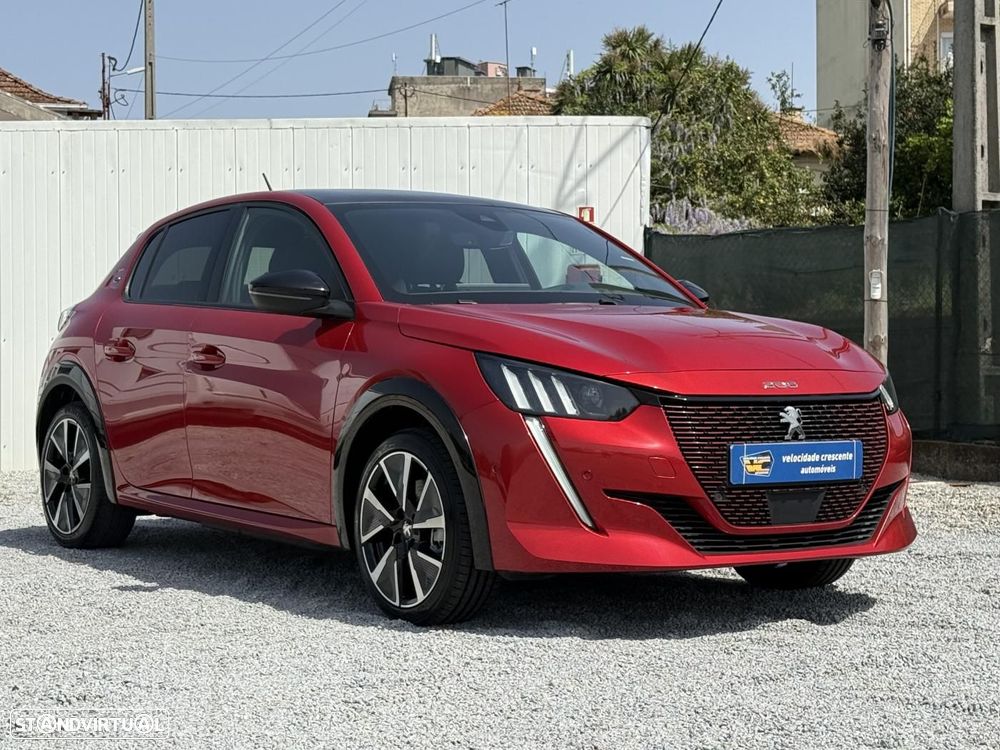 Peugeot e-208 GT - 21