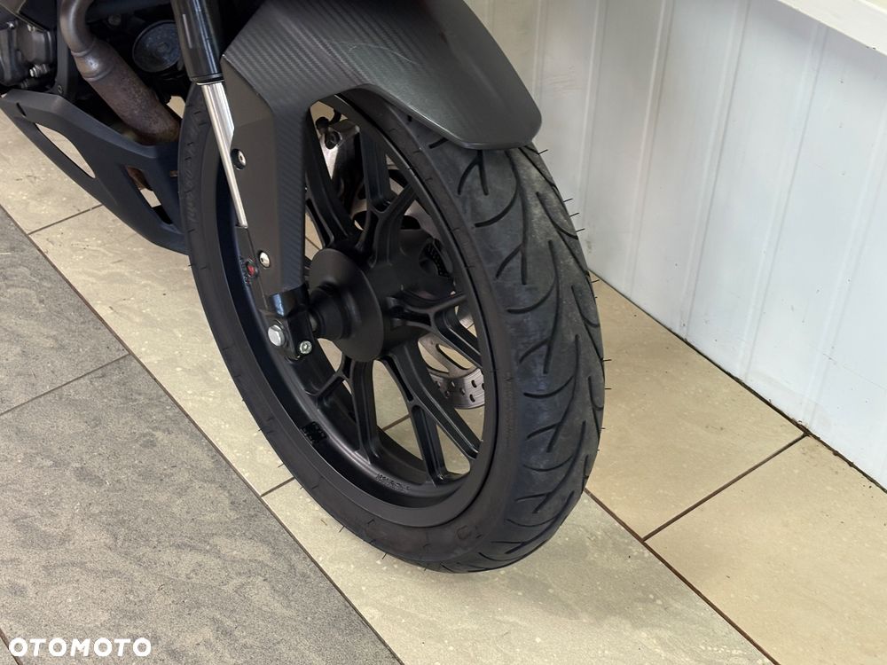 Aprilia Tuono - 13