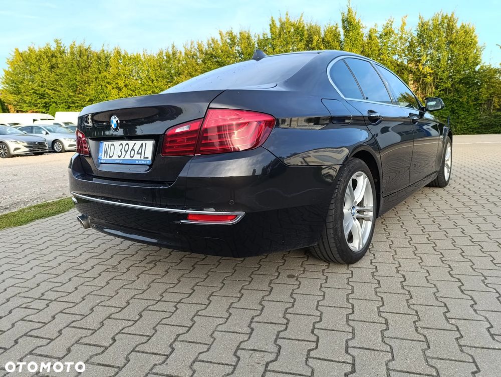 BMW Seria 5 530d Luxury Line - 9