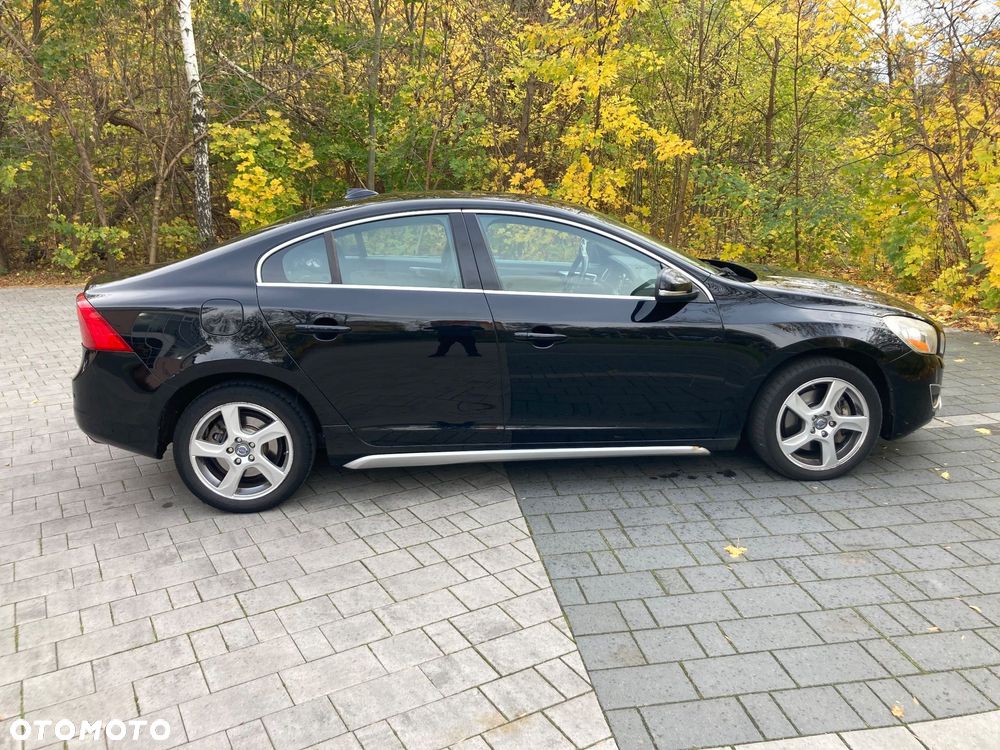 Volvo S60 2.5 T5 - 6