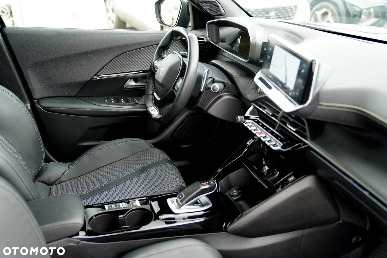 Peugeot 2008 - 23