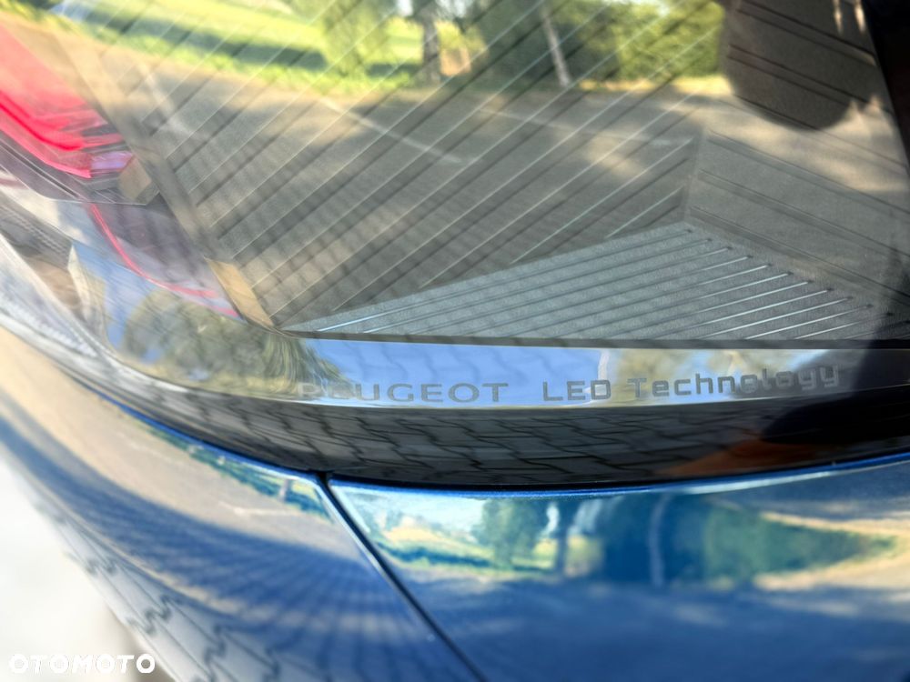 Peugeot 5008 BlueHDi 130 EAT8 GT - 28