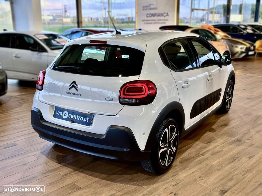 Citroën C3 1.2 PureTech Shine Pack - 4