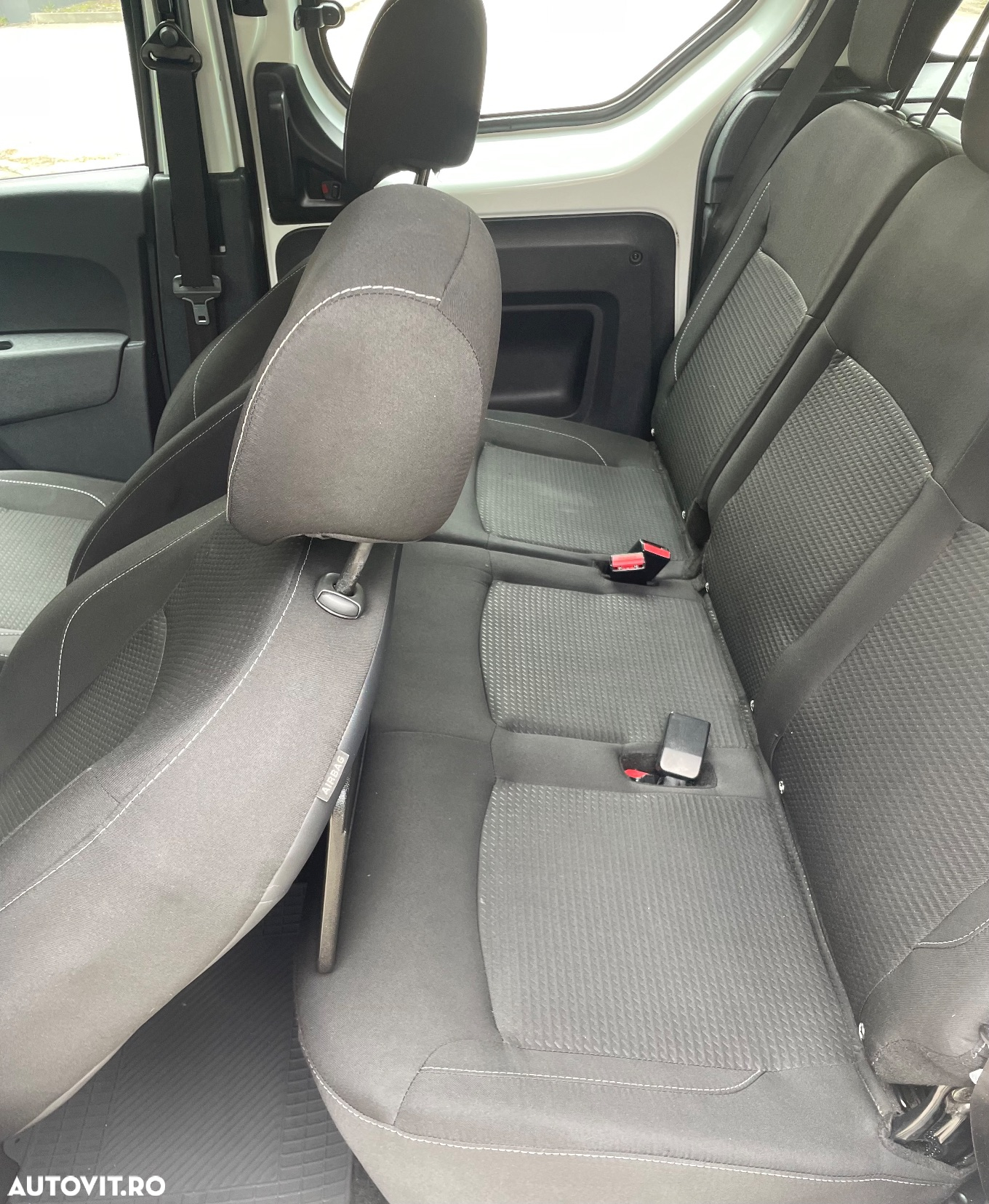 Dacia Dokker 1.5 Blue dCi Stepway - 39