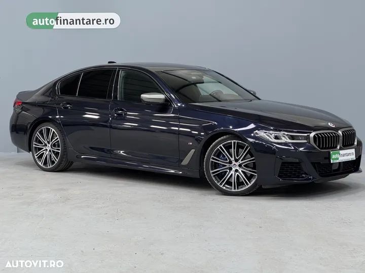 BMW M5 M550i xDrive AT - 3