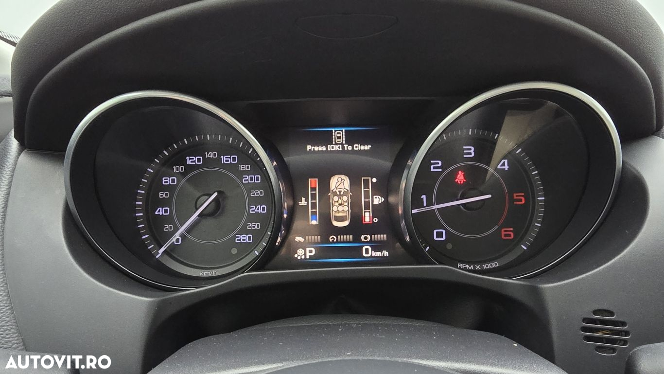 Jaguar XE - 15
