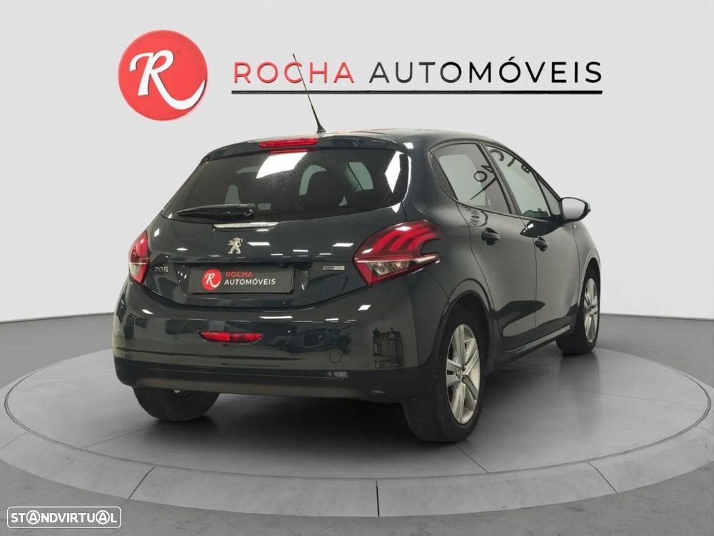 Peugeot 208 1.2 PureTech Signature - 5