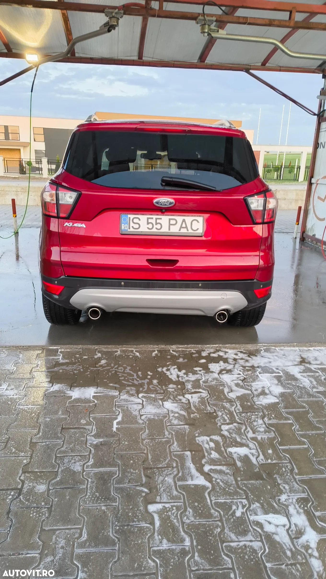 Ford Kuga 2.0 TDCi 4WD Powershift Titanium - 8