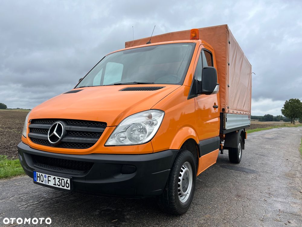 Mercedes-Benz Sprinter - 2