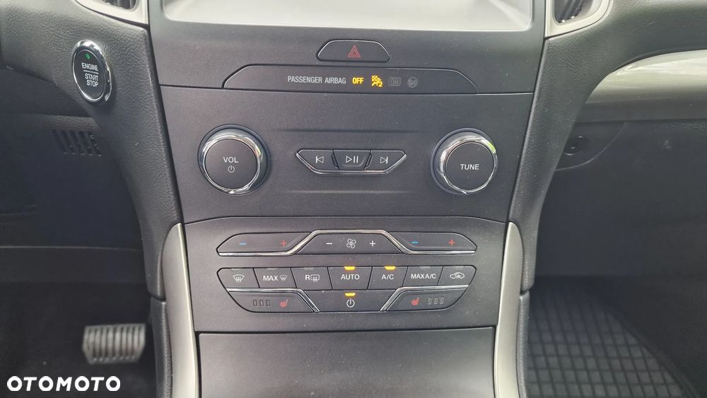Ford Edge - 15