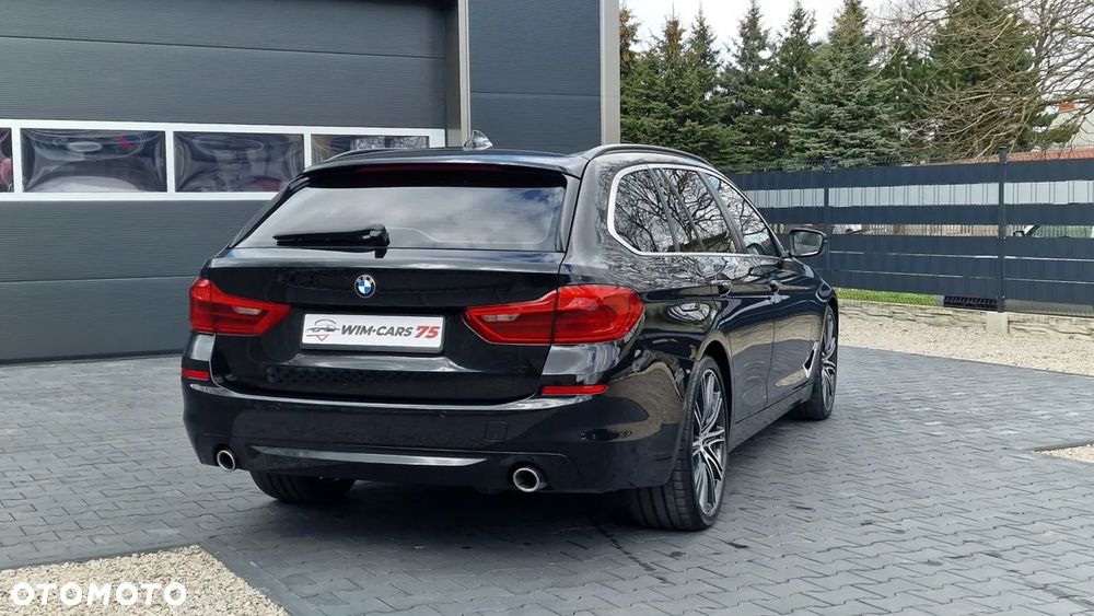 BMW Seria 5 530d Touring Sport Line - 8