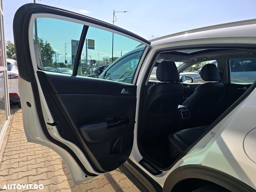 Kia Sportage - 16
