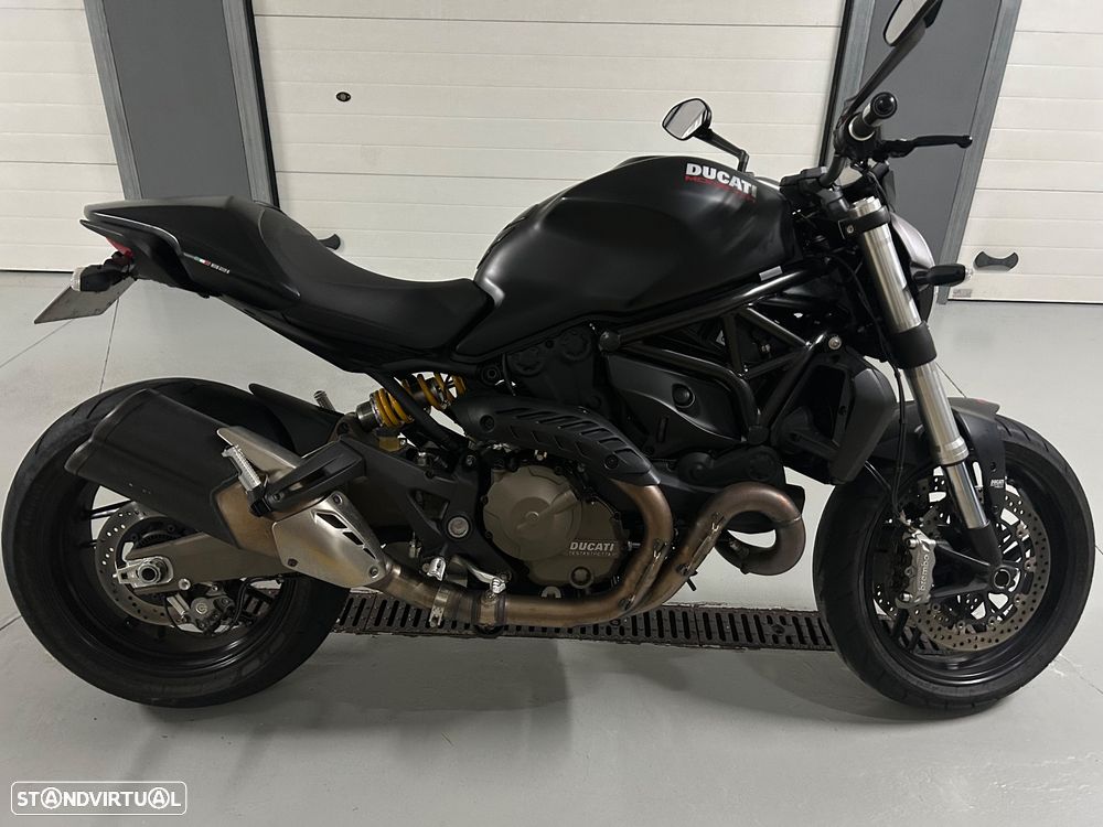 Ducati Monster - 4