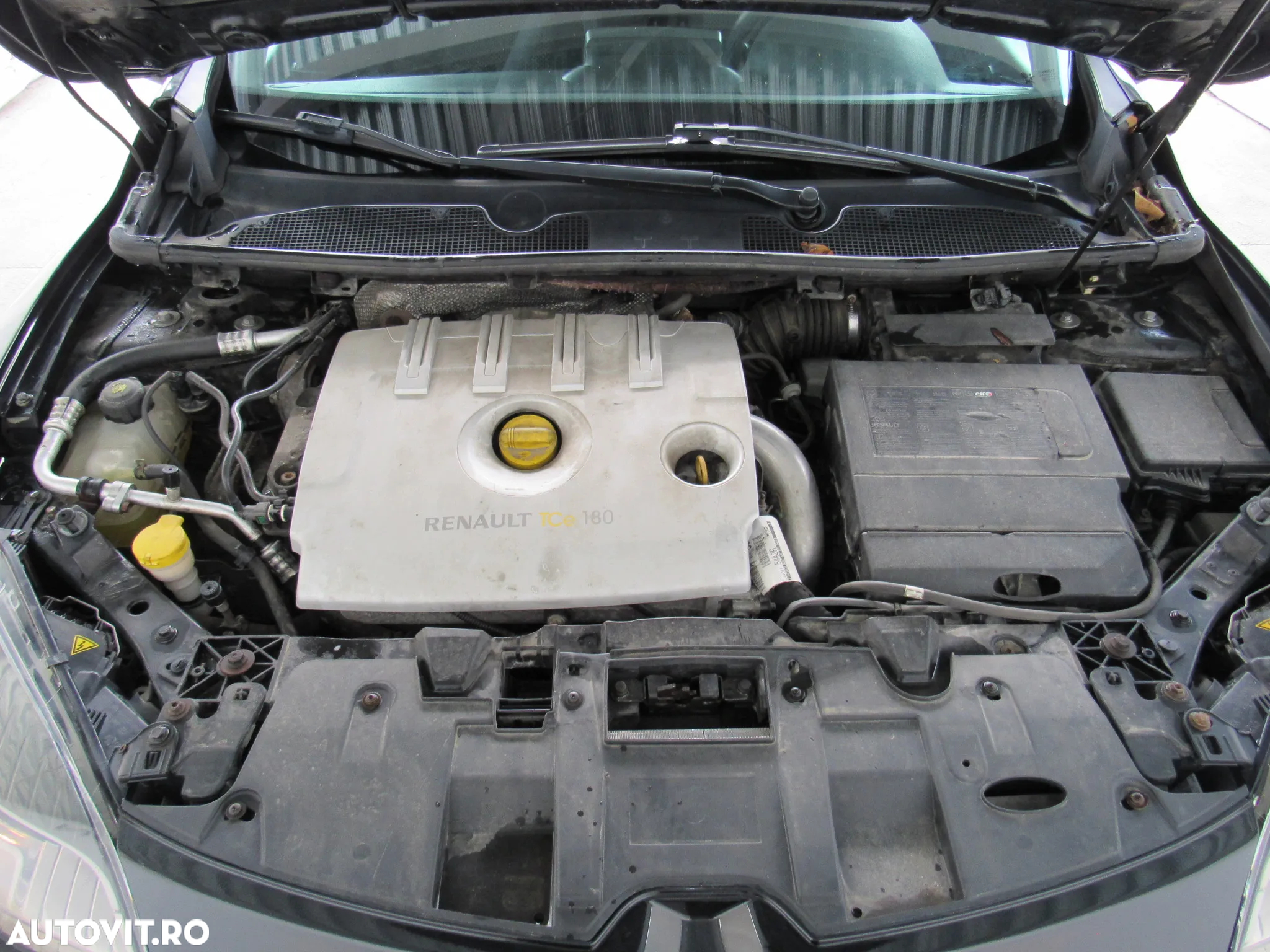 Renault Megane Bicorp 16V 2.0 Turbo Sport - 30
