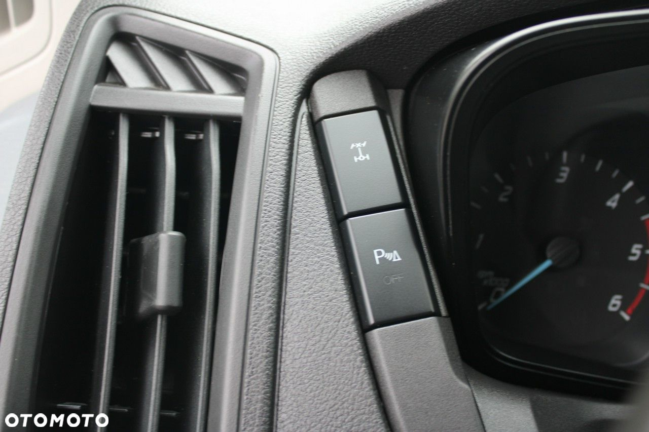 Ford Transit - 19