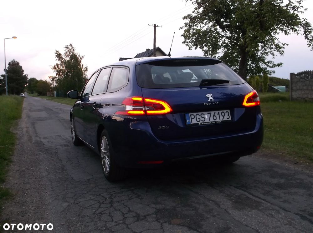 Peugeot 308 PureTech 130 GPF EAT8 Black Edition - 6