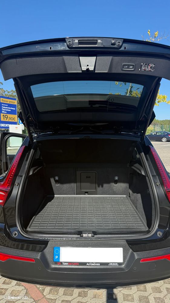 Volvo XC 40 1.5 T3 R-Design Geartronic - 17
