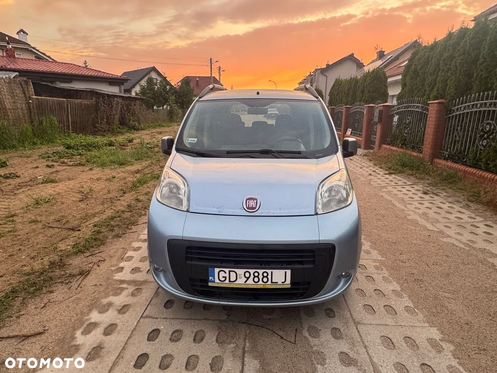 Fiat Fiorino Kombi 8V Elegant - 2