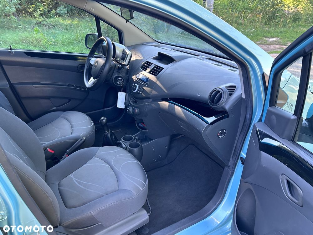 Chevrolet Spark 1.0 LT - 8