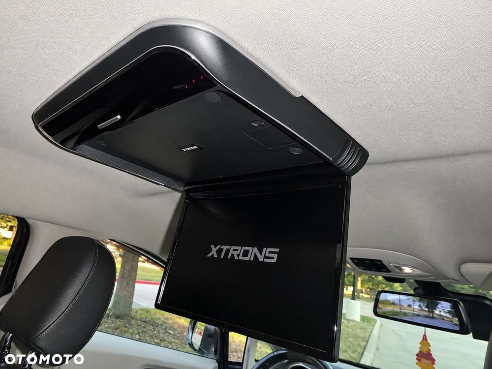 Chrysler Pacifica - 20
